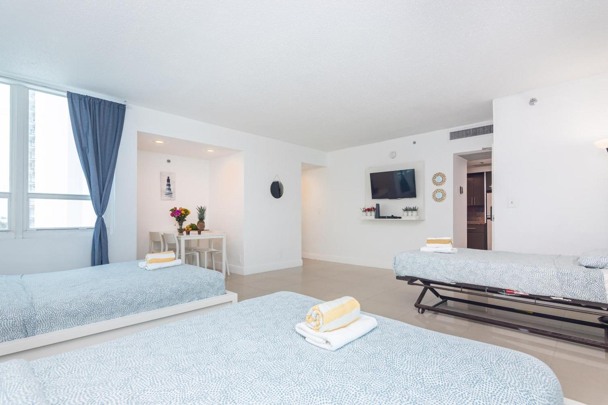 Girasole Rentals Suites Маямі-Біч Номер фото