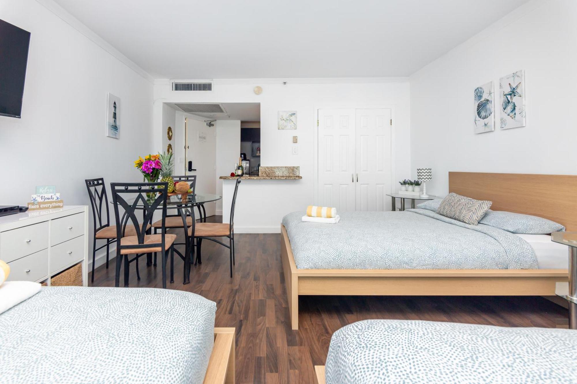 Girasole Rentals Suites Маямі-Біч Екстер'єр фото