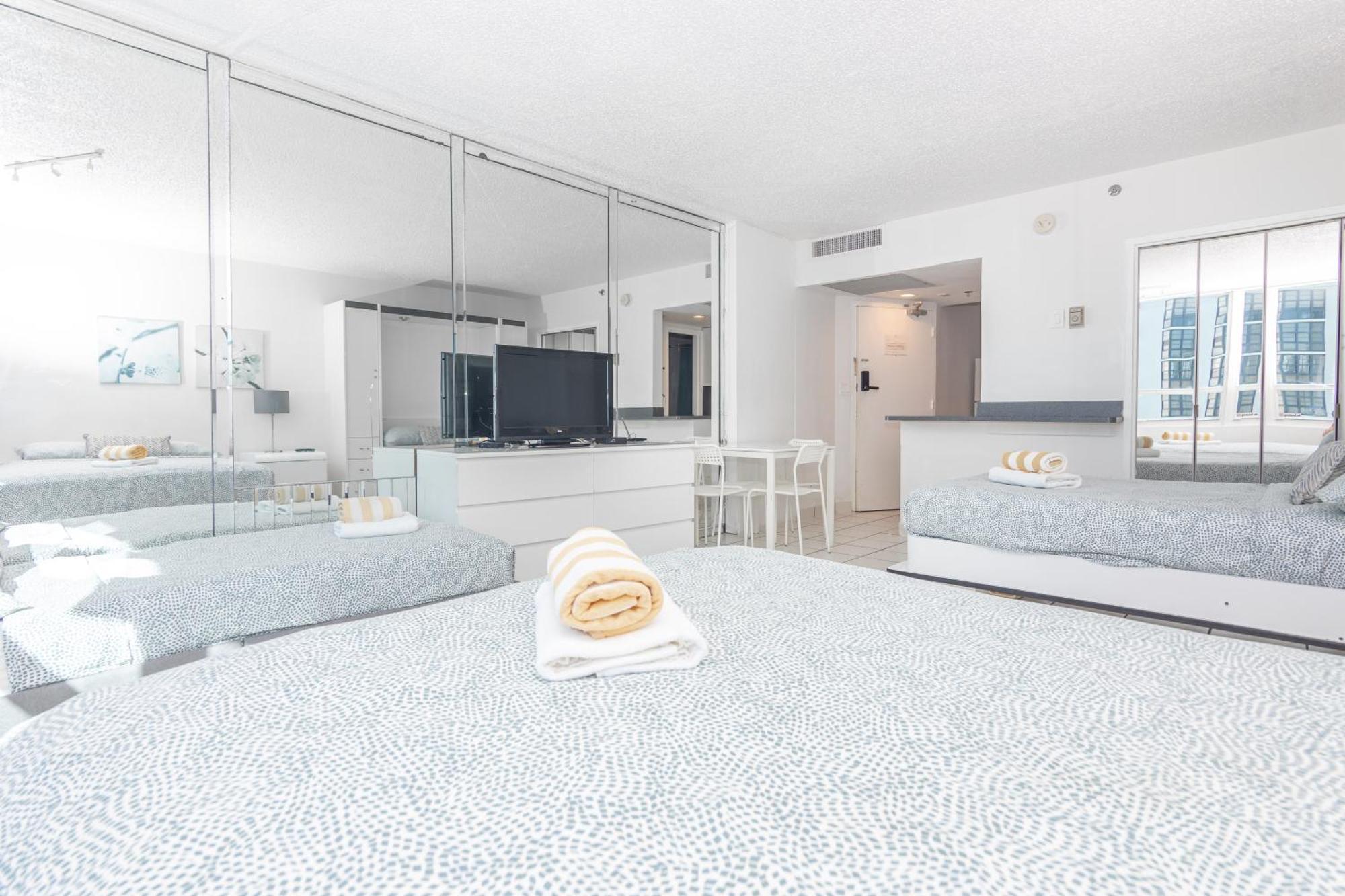 Girasole Rentals Suites Маямі-Біч Номер фото