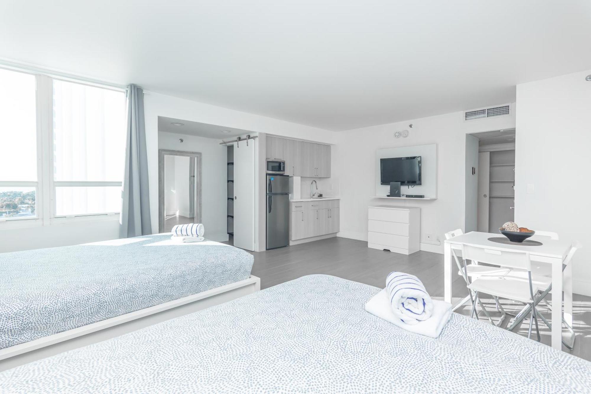 Girasole Rentals Suites Маямі-Біч Номер фото